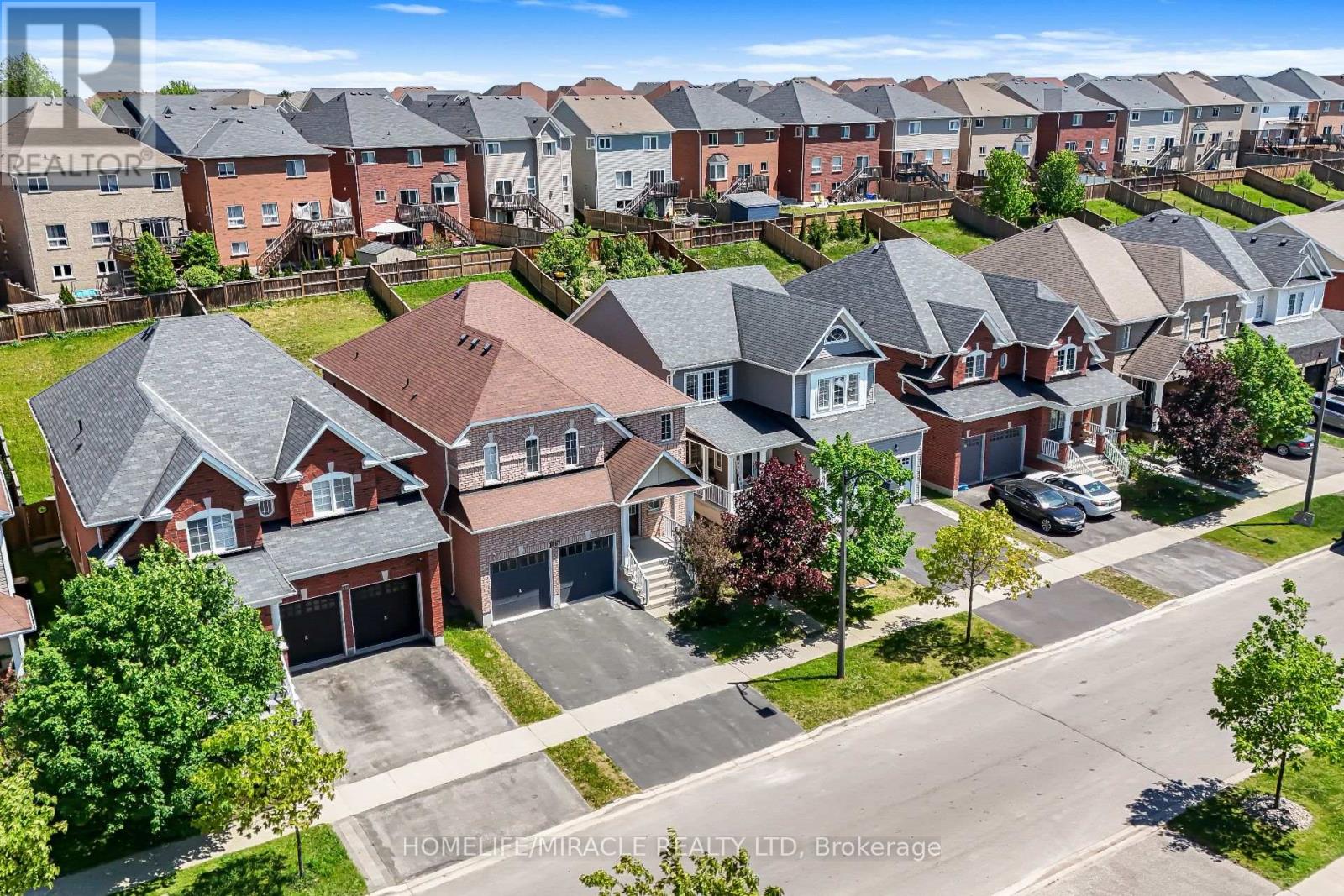 1867 Arborwood Drive, Oshawa, Ontario  L1K 0R3 - Photo 4 - E13248566