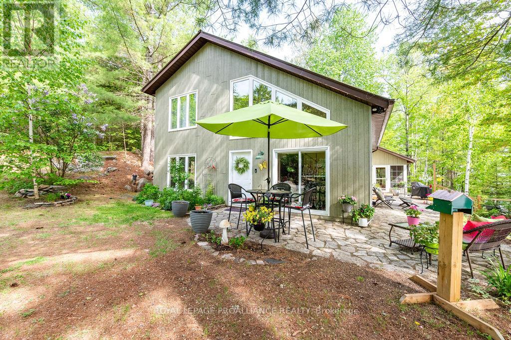 13 Mazinaw Heights Road N, Frontenac, Ontario  K0H 1K0 - Photo 2 - X12971506