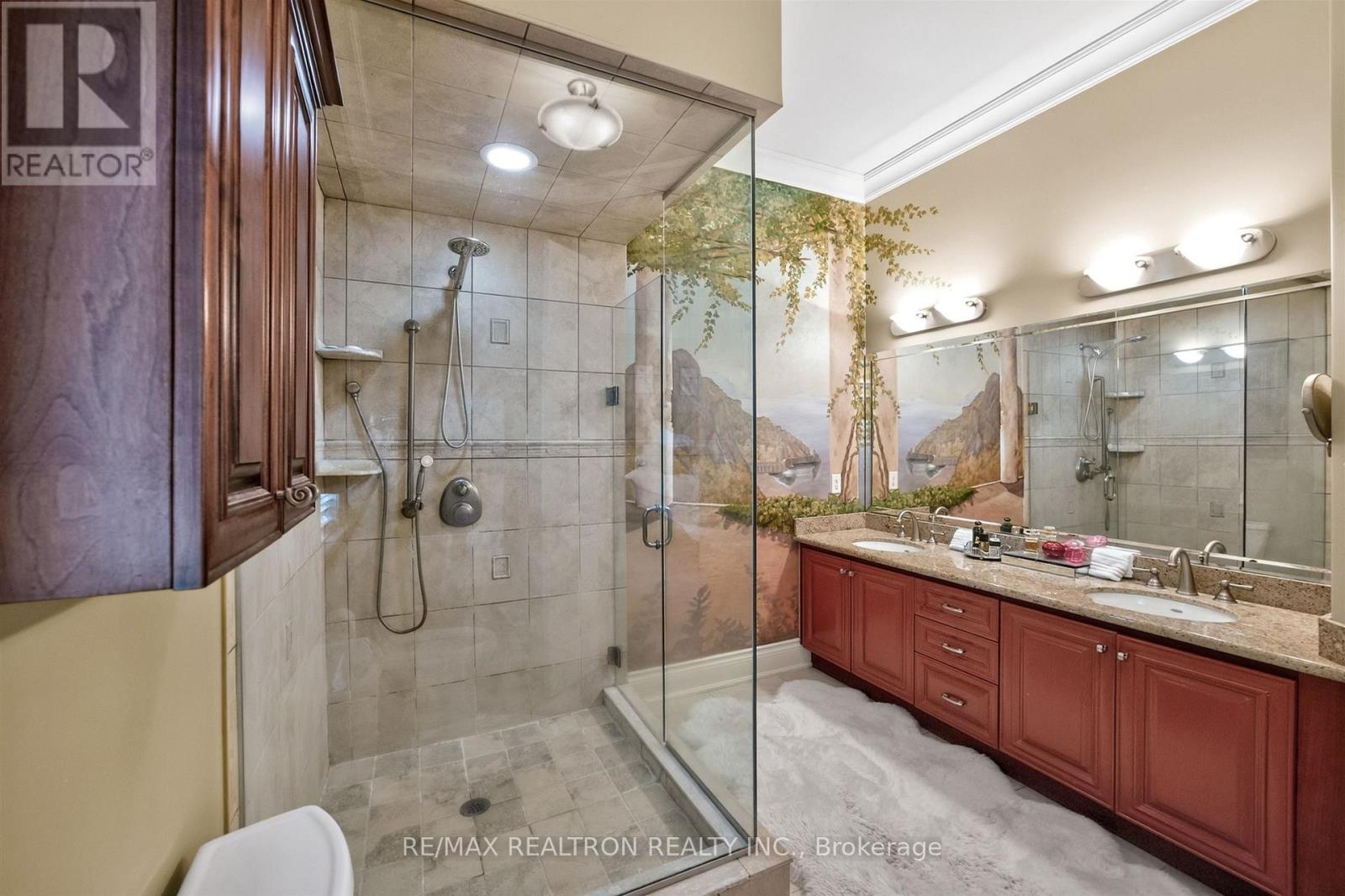 23 Fairbairn Gate, East Gwillimbury, Ontario  L0G 1R0 - Photo 22 - N13248564