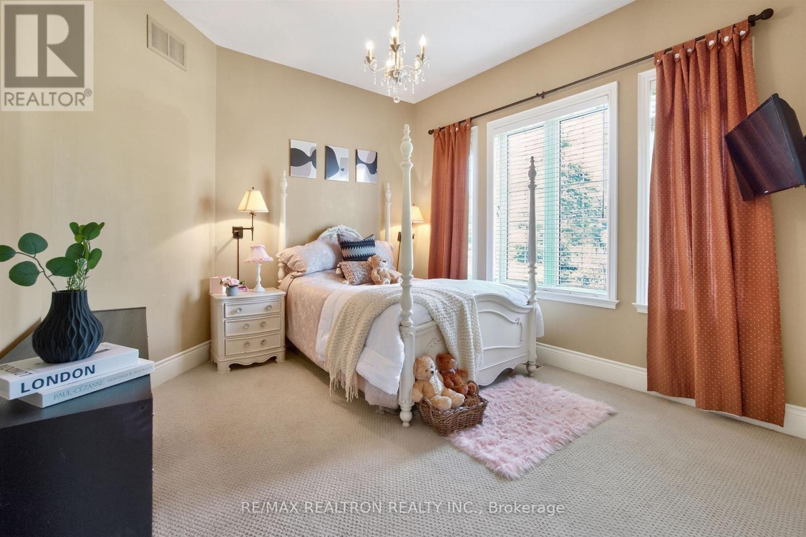 23 Fairbairn Gate, East Gwillimbury, Ontario  L0G 1R0 - Photo 24 - N13248564