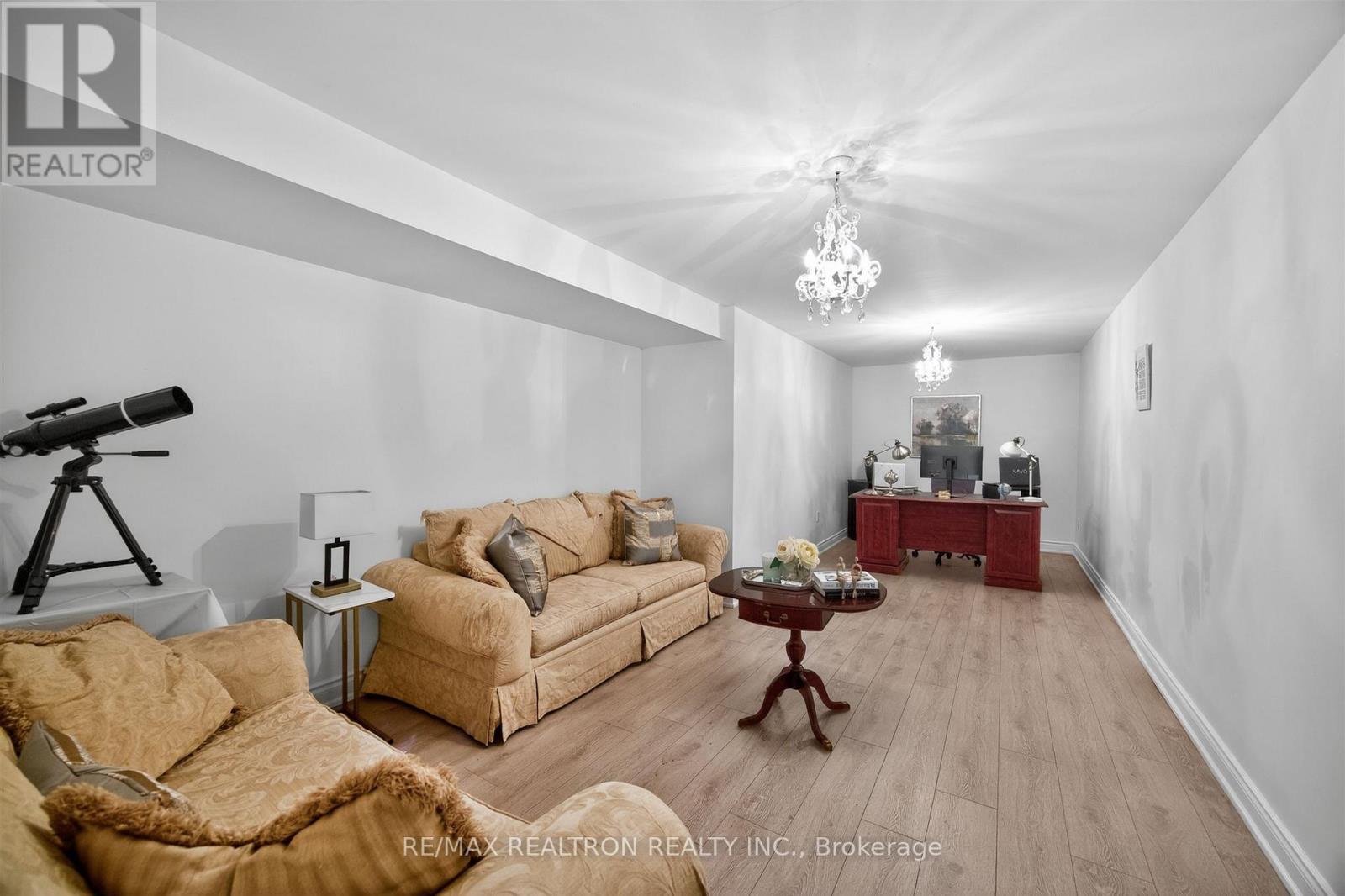 23 Fairbairn Gate, East Gwillimbury, Ontario  L0G 1R0 - Photo 35 - N13248564