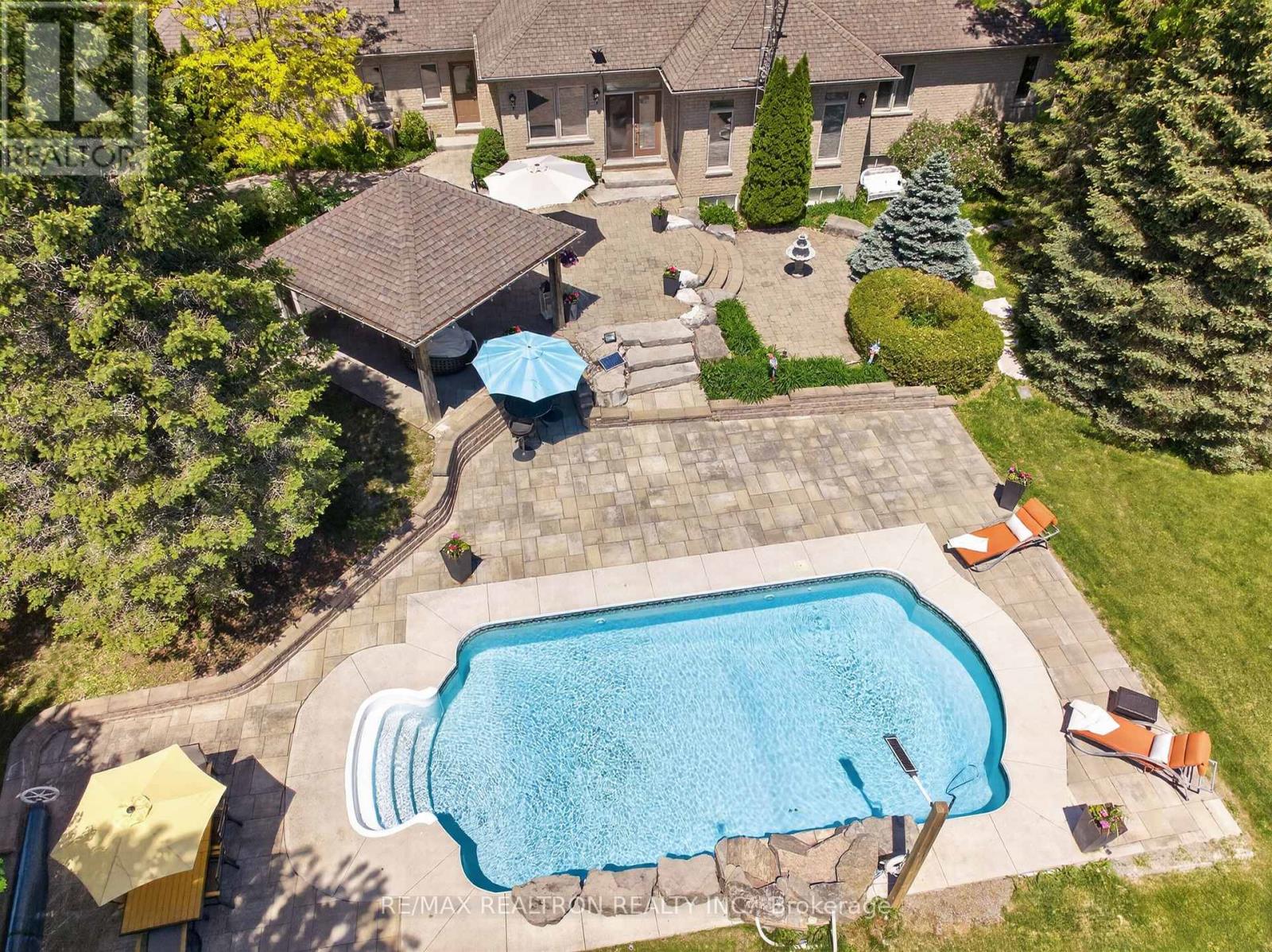23 Fairbairn Gate, East Gwillimbury, Ontario  L0G 1R0 - Photo 45 - N13248564
