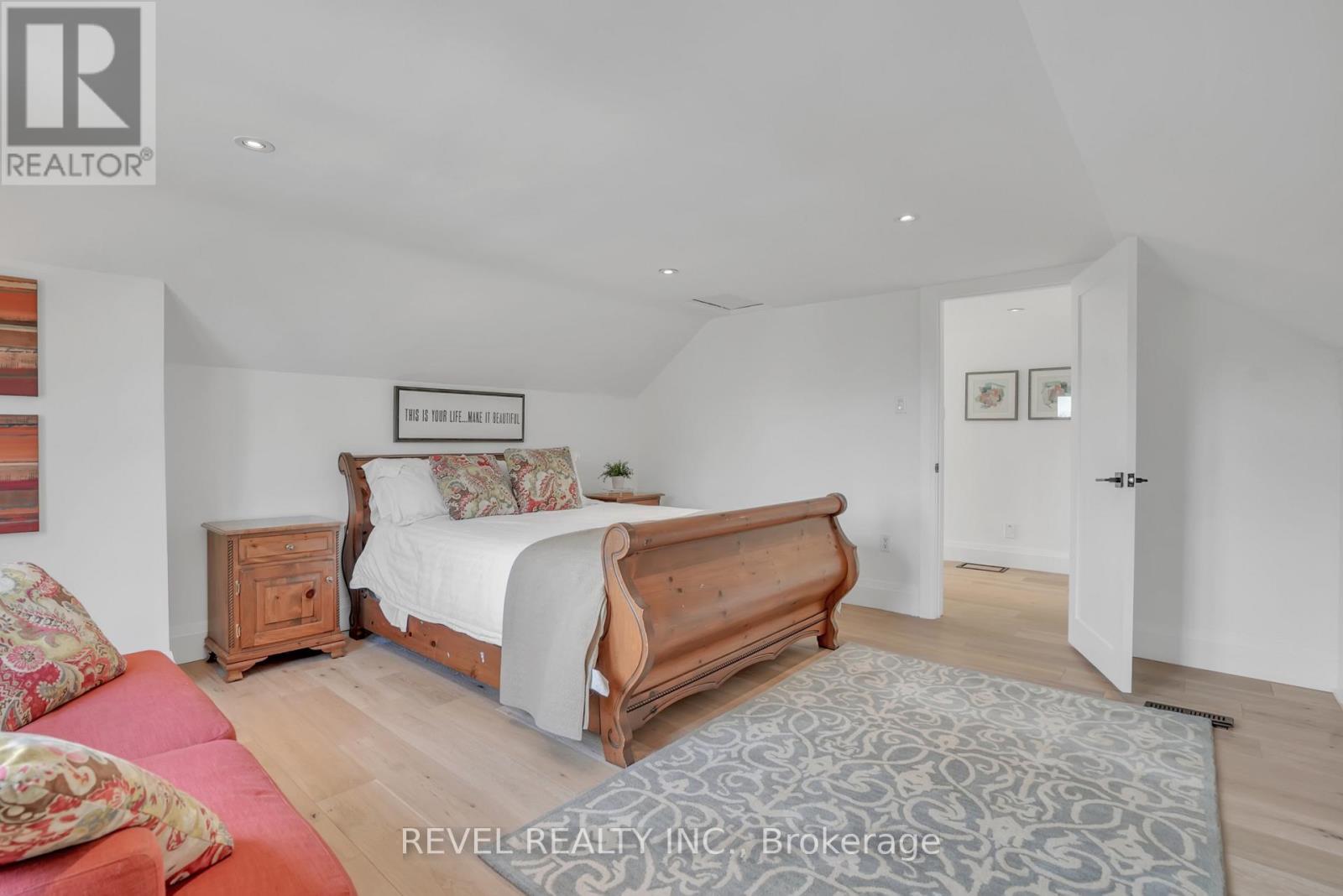 36 Dalton Street, Barrie (City Centre), Ontario  L4N 1M3 - Photo 26 - S13248472