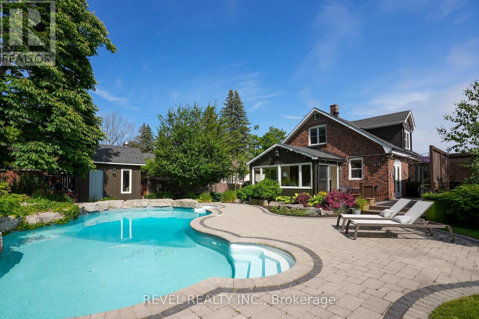 36 Dalton Street, Barrie (City Centre), Ontario  L4N 1M3 - Photo 38 - S13248472