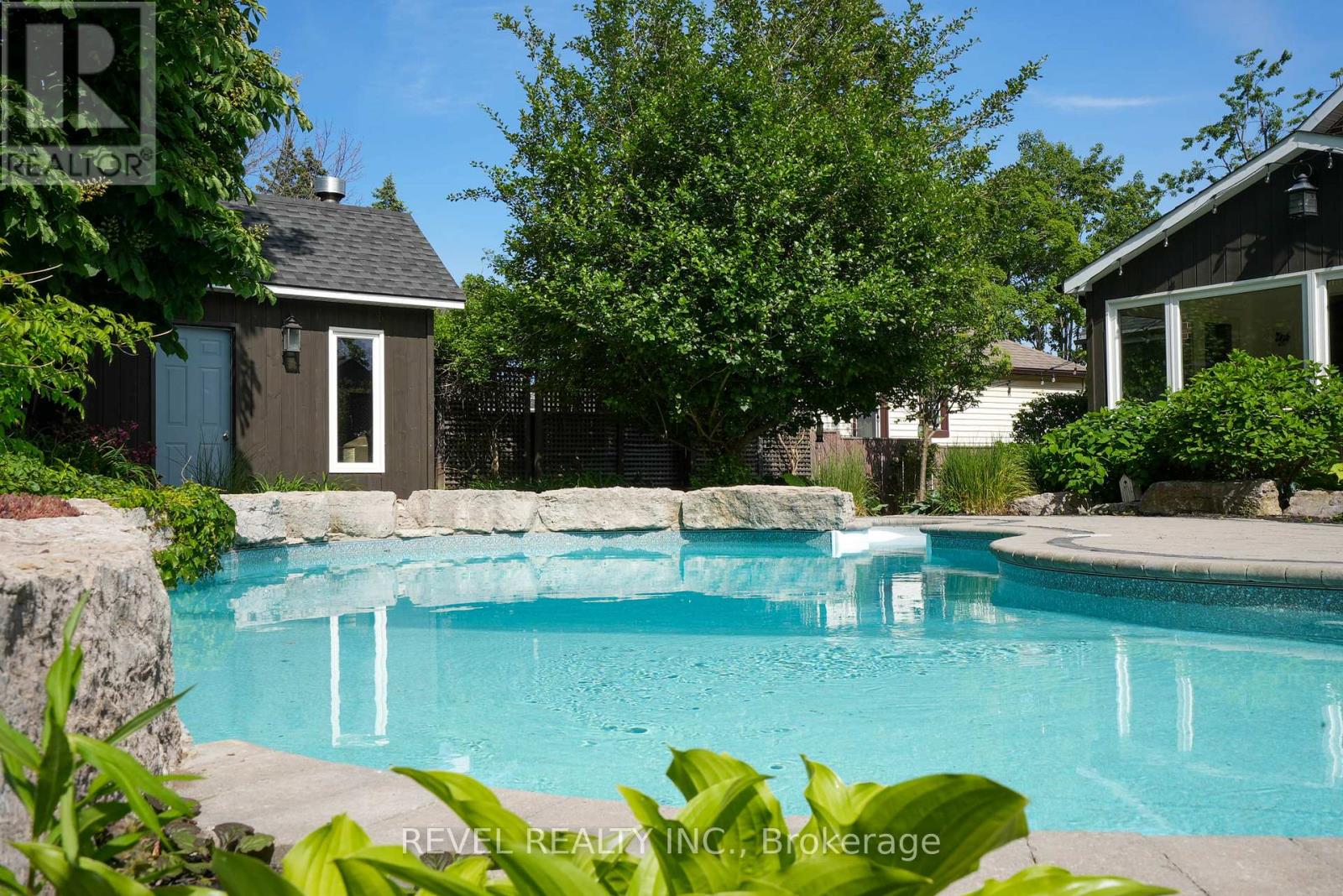 36 Dalton Street, Barrie (City Centre), Ontario  L4N 1M3 - Photo 39 - S13248472