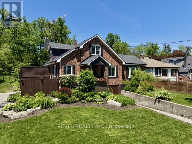 36 Dalton Street, Barrie (City Centre), Ontario  L4N 1M3 - Photo 48 - S13248472