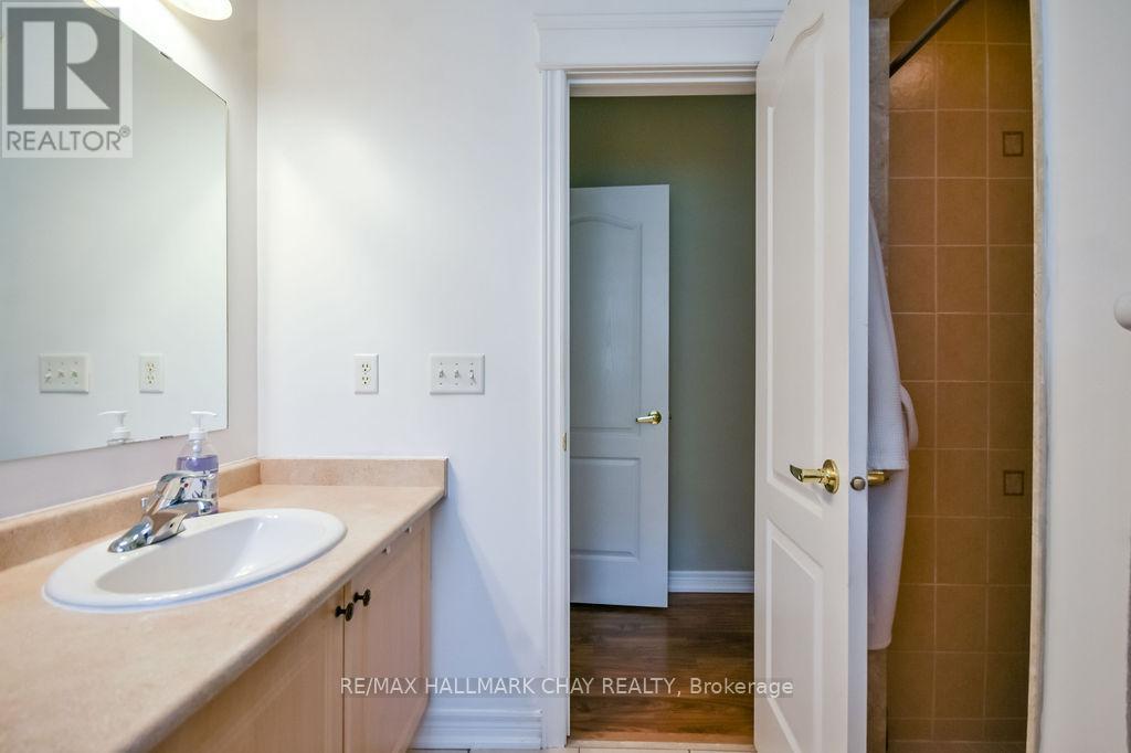 34 Meadowood Drive, Wasaga Beach, Ontario  L9Z 3B9 - Photo 19 - S13248520
