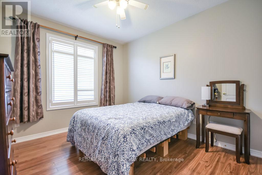 34 Meadowood Drive, Wasaga Beach, Ontario  L9Z 3B9 - Photo 20 - S13248520