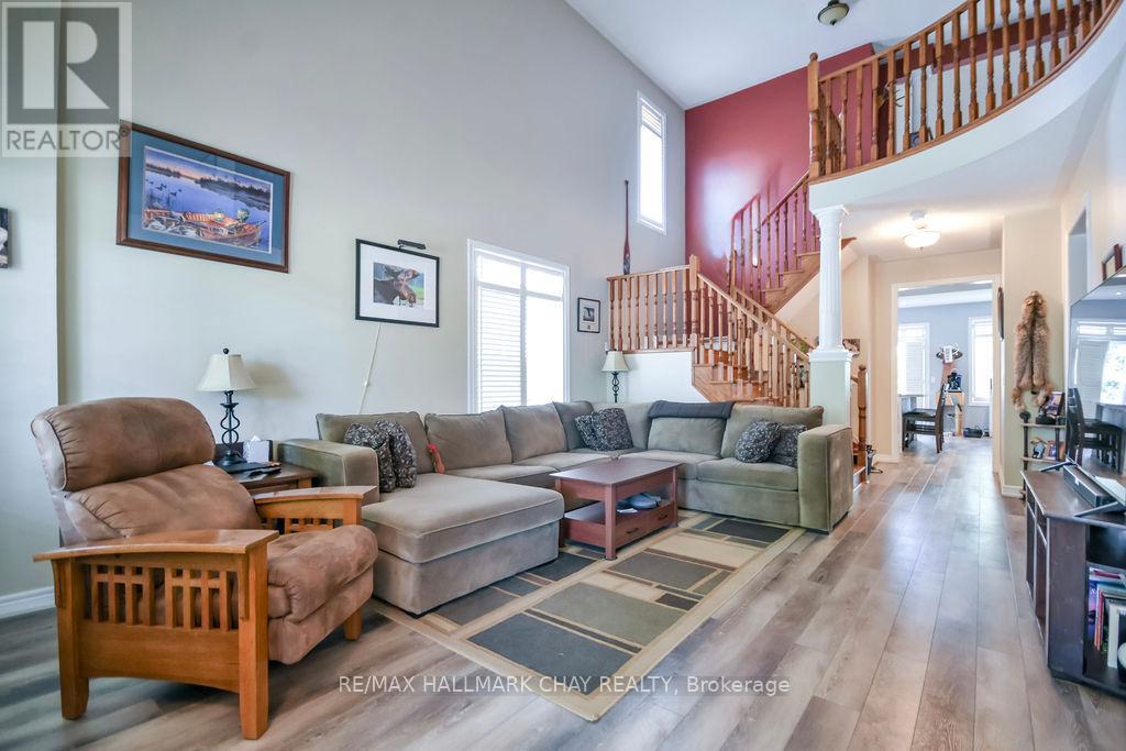 34 Meadowood Drive, Wasaga Beach, Ontario  L9Z 3B9 - Photo 5 - S13248520