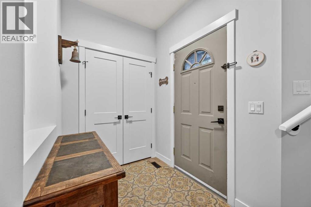 30 Douglasdale Point Se, Calgary, Alberta  T2Z 3A1 - Photo 10 - A2317886