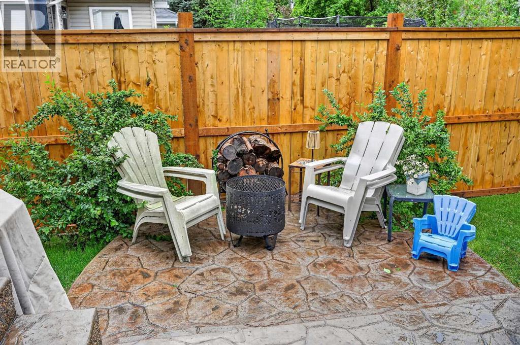 30 Douglasdale Point Se, Calgary, Alberta  T2Z 3A1 - Photo 31 - A2317886