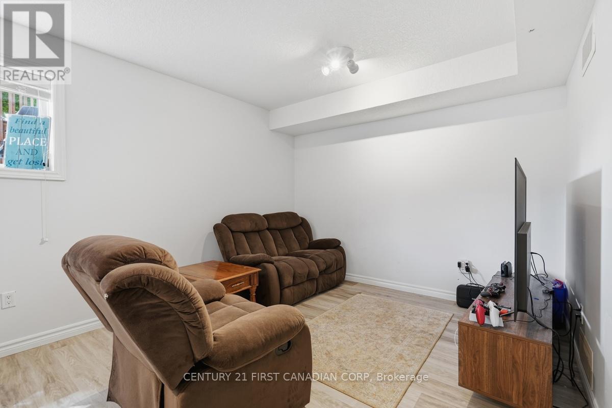 1701 Stackhouse Avenue, London North, Ontario  N5X 4H9 - Photo 34 - X13248622