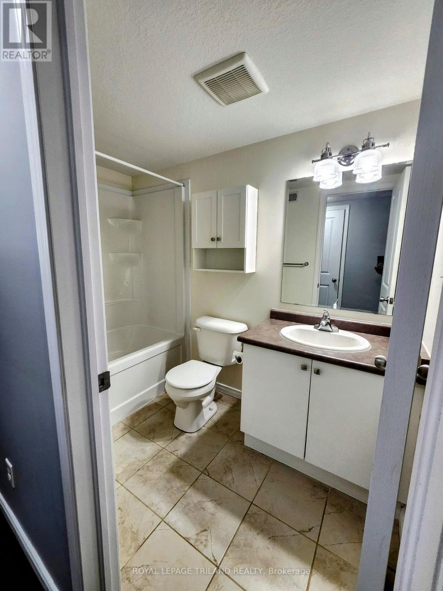 25 - 3200 Singleton Avenue, London South, Ontario  N6L 0C7 - Photo 8 - X13248678