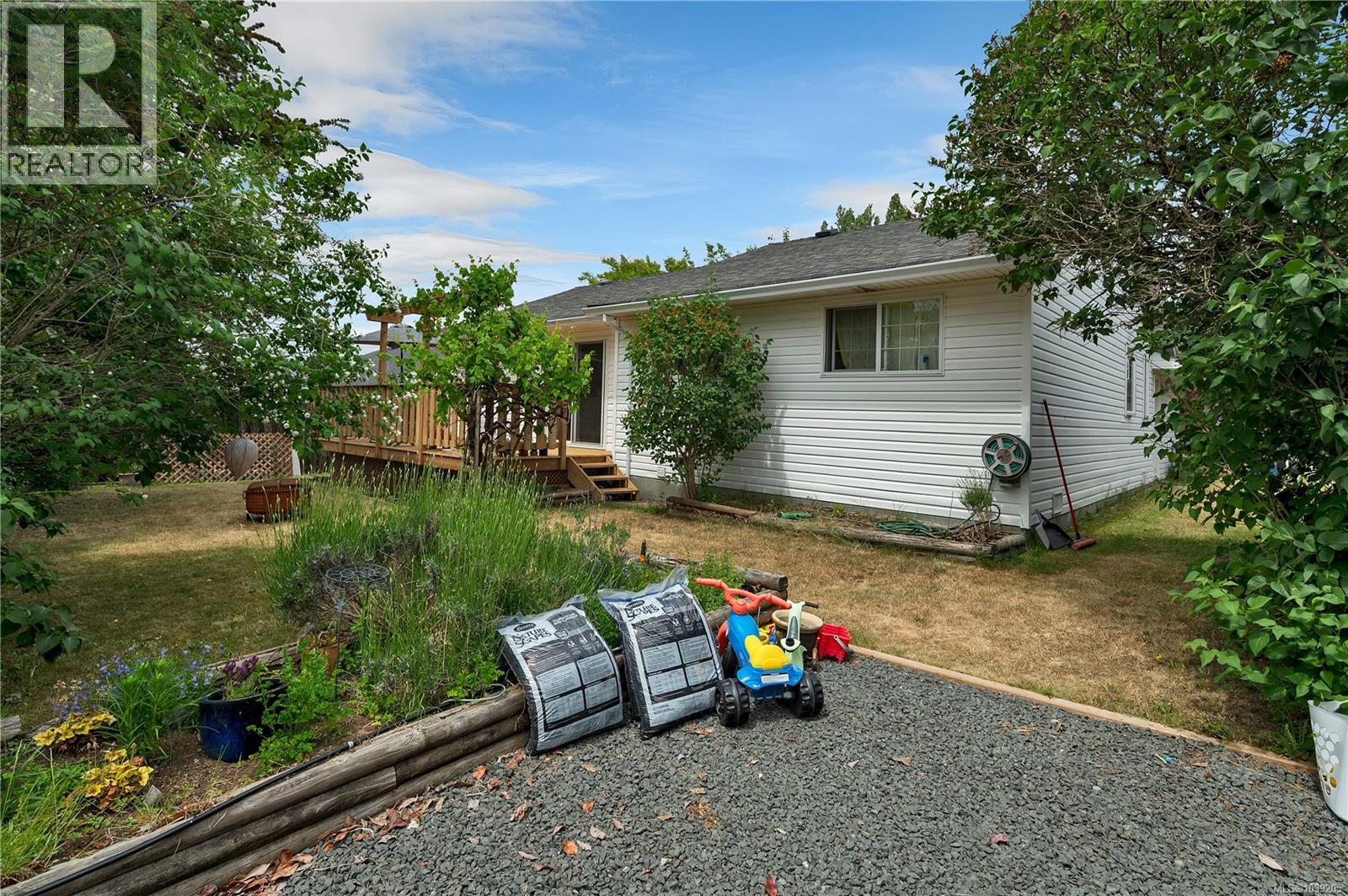755 Kit Cres, Campbell River, British Columbia  V9H 1P6 - Photo 33 - 1039205