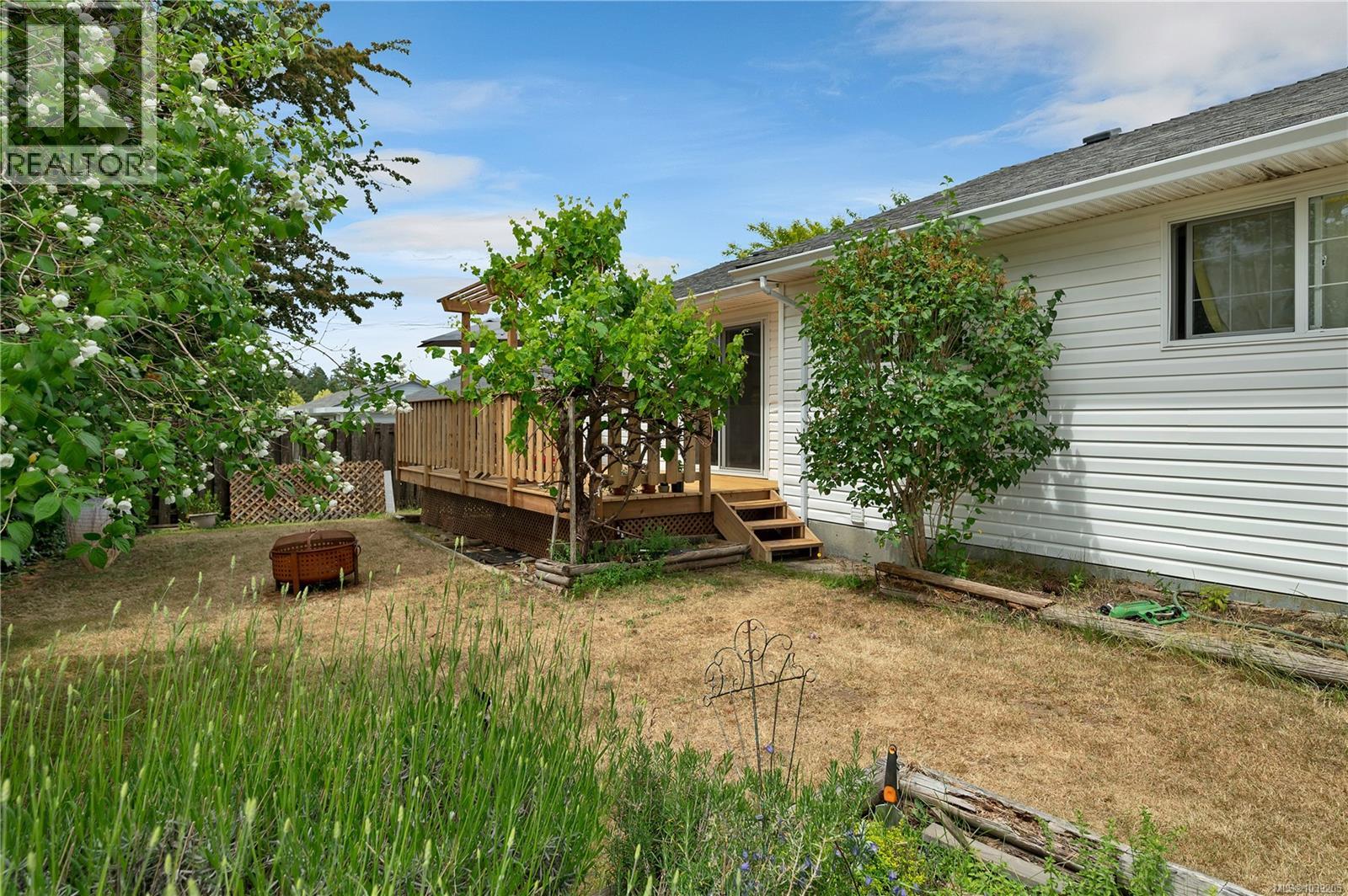 755 Kit Cres, Campbell River, British Columbia  V9H 1P6 - Photo 6 - 1039205