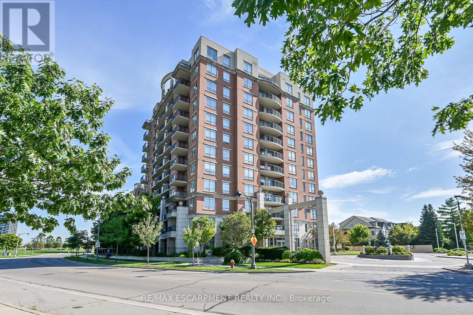 601 - 2365 CENTRAL PARK DRIVE, Oakville, Ontario