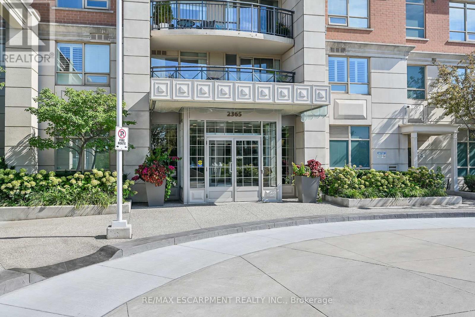 601 - 2365 Central Park Drive, Oakville, Ontario  L6H 0C7 - Photo 4 - W13248322