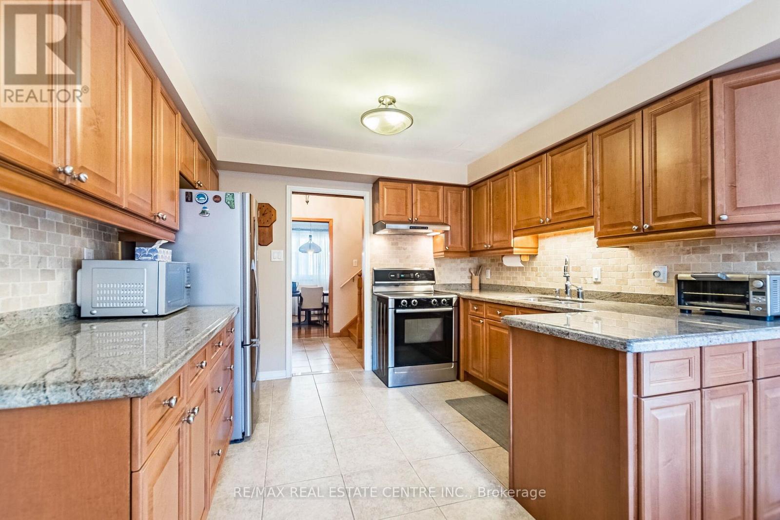 202 Whitchurch Mews, Mississauga, Ontario  L5A 4B3 - Photo 13 - W13248548