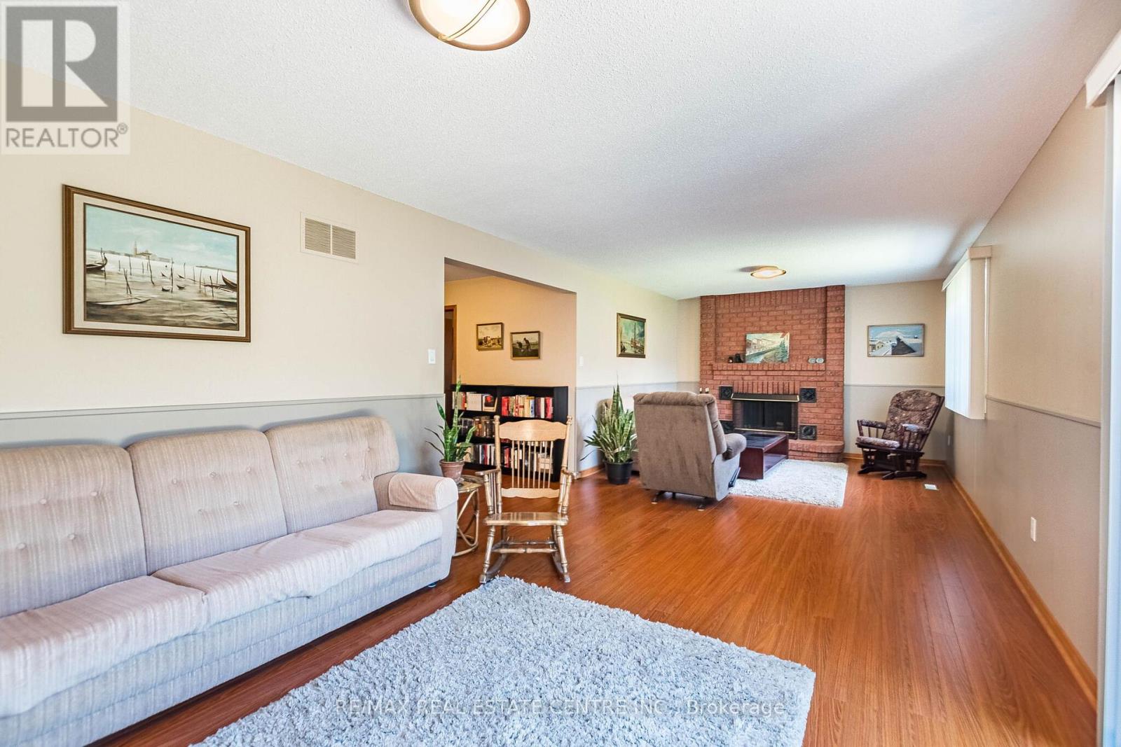 202 Whitchurch Mews, Mississauga, Ontario  L5A 4B3 - Photo 34 - W13248548