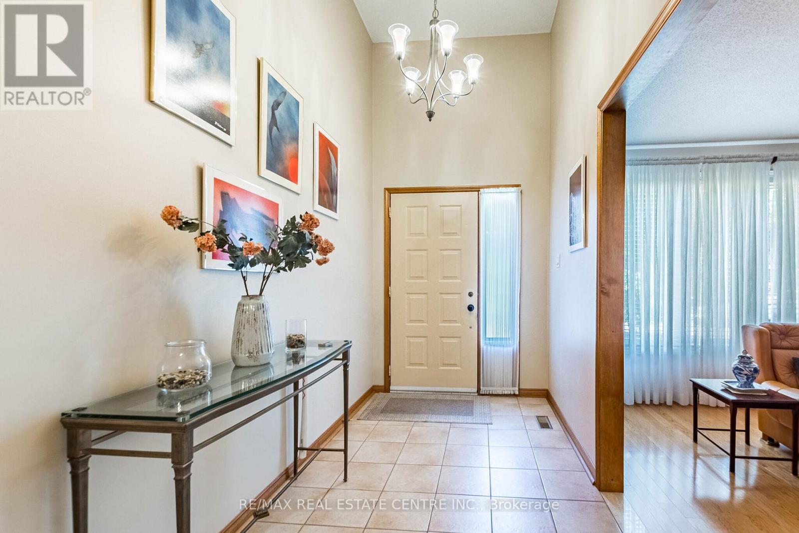 202 Whitchurch Mews, Mississauga, Ontario  L5A 4B3 - Photo 6 - W13248548