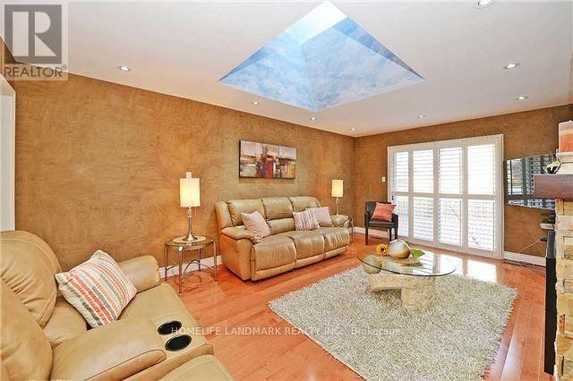 510 Greenpark Crescent, Mississauga, Ontario  L5B 3P6 - Photo 10 - W13248570