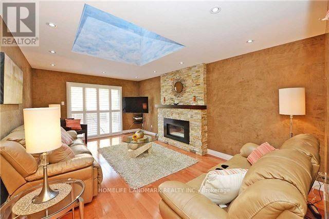 510 Greenpark Crescent, Mississauga, Ontario  L5B 3P6 - Photo 20 - W13248570