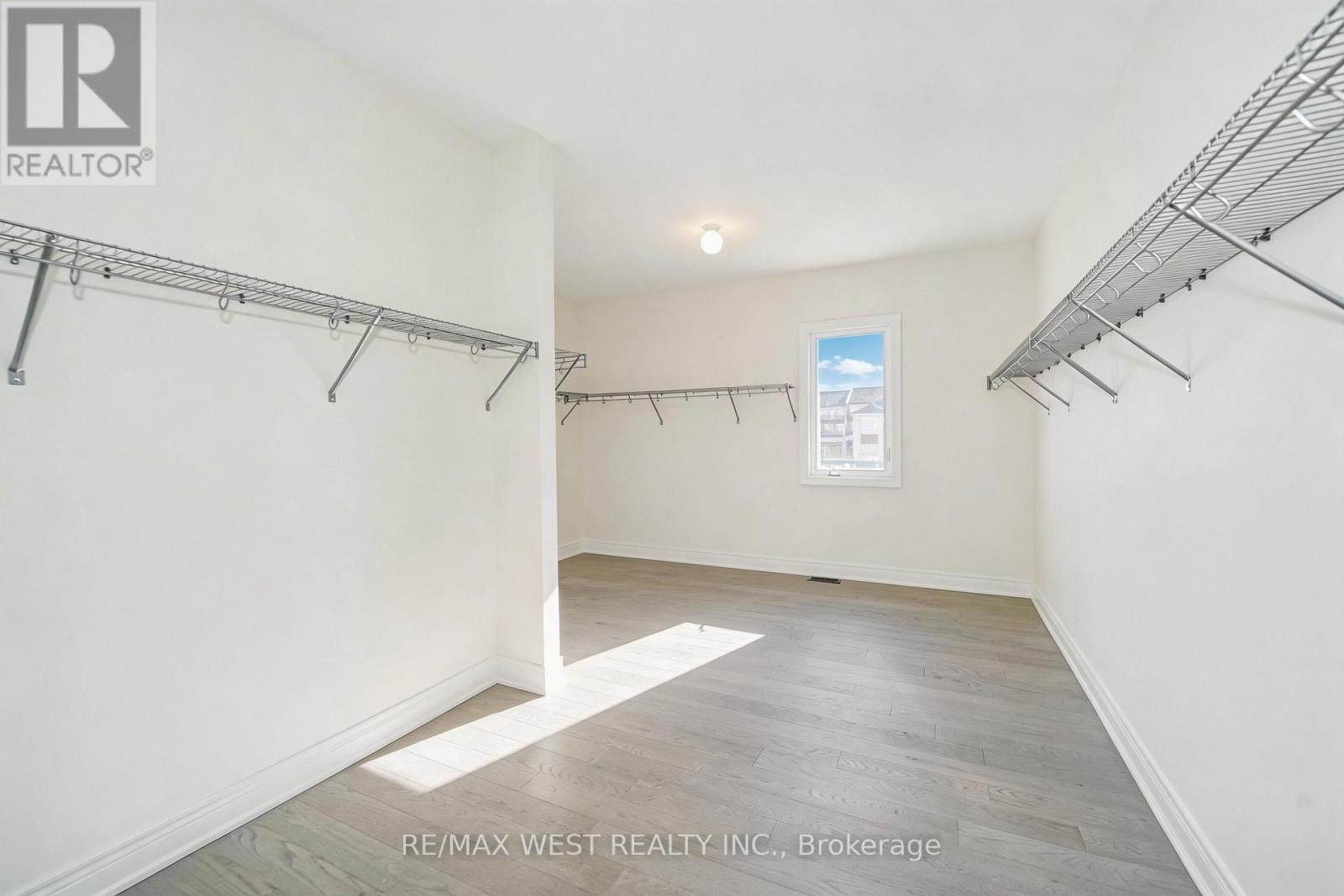 8 Tarbox Avenue, Caledon, Ontario  L7C 0A8 - Photo 8 - W13248588
