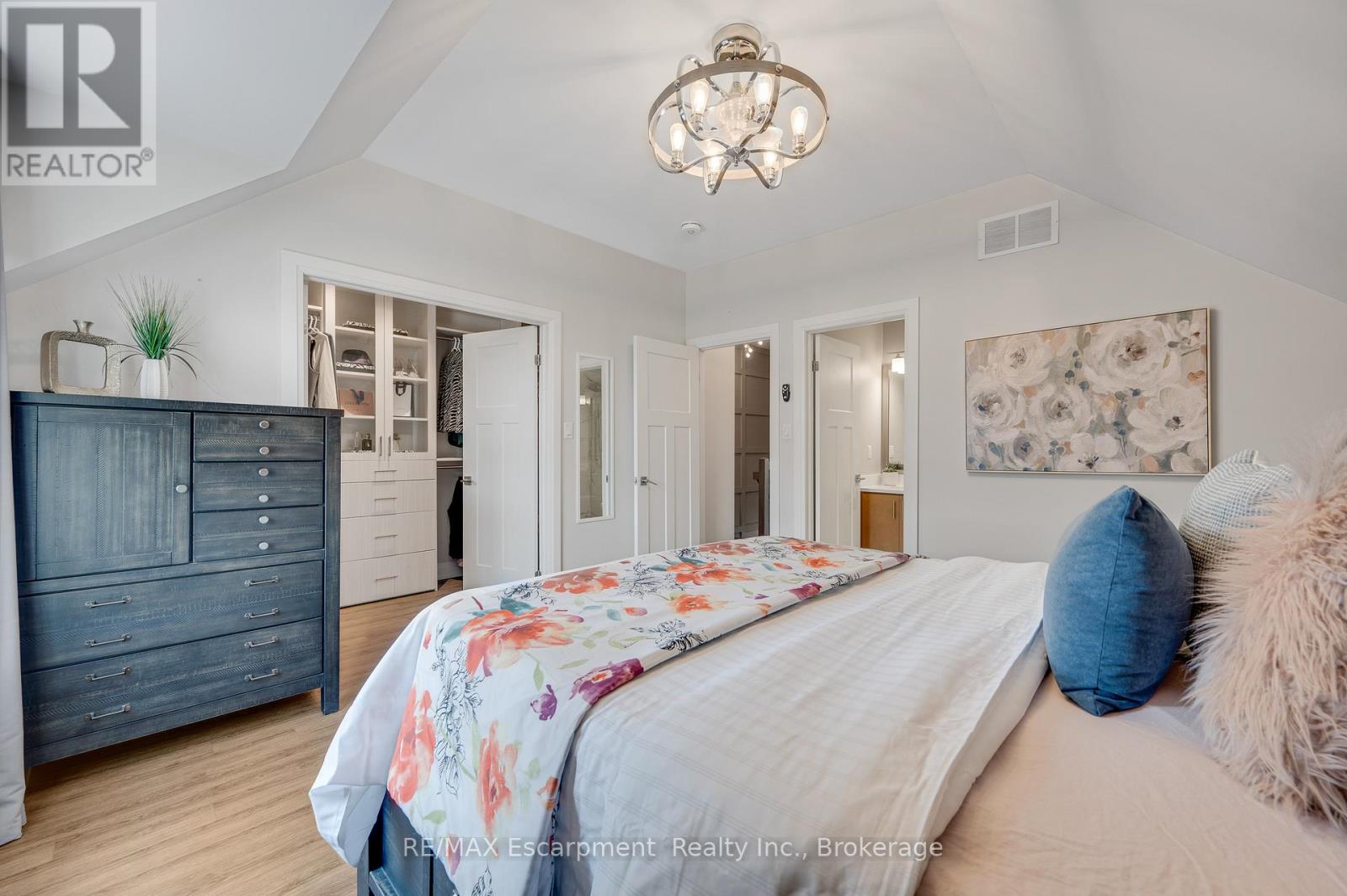 1 - 2362 New Street, Burlington, Ontario  L7R 4P8 - Photo 19 - W13248696
