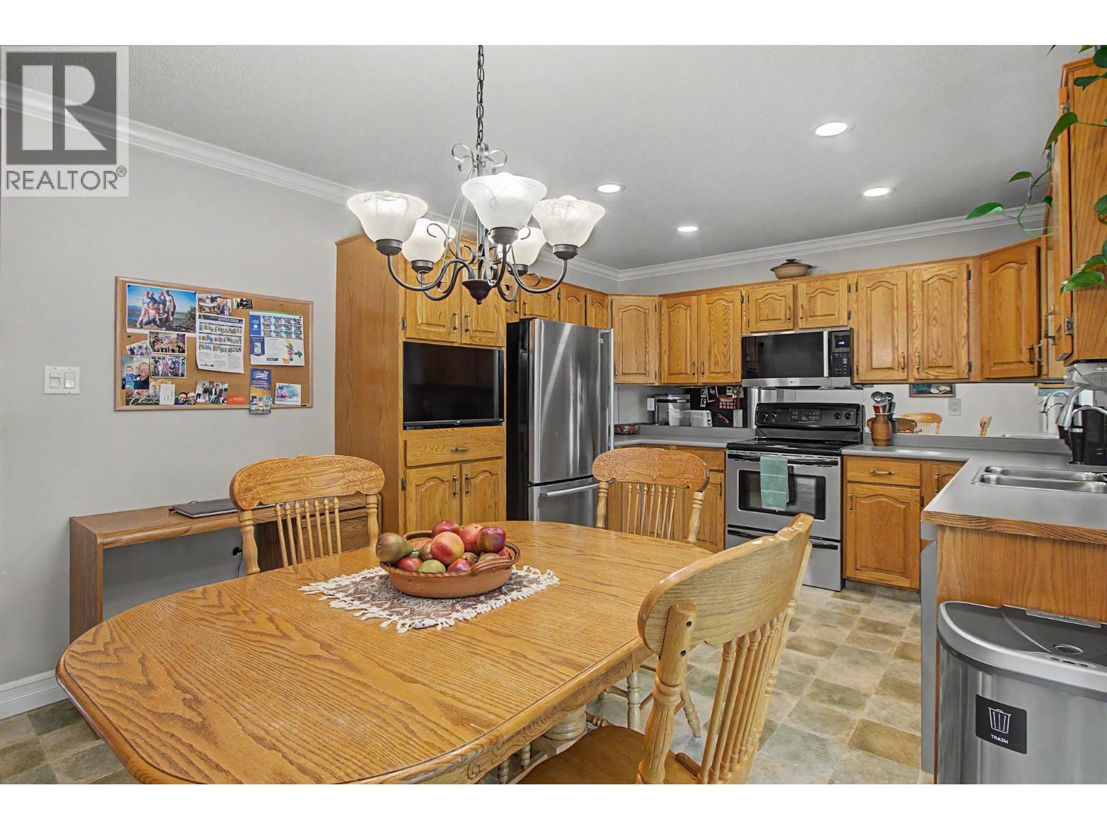 4886 Meadowbrook Road, Prince George, British Columbia  V2K 4E9 - Photo 18 - R3132679