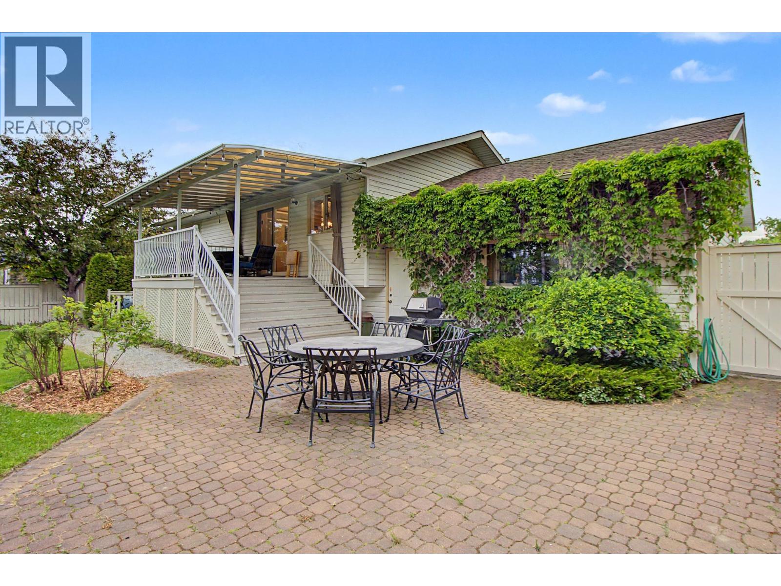 4886 Meadowbrook Road, Prince George, British Columbia  V2K 4E9 - Photo 6 - R3132679