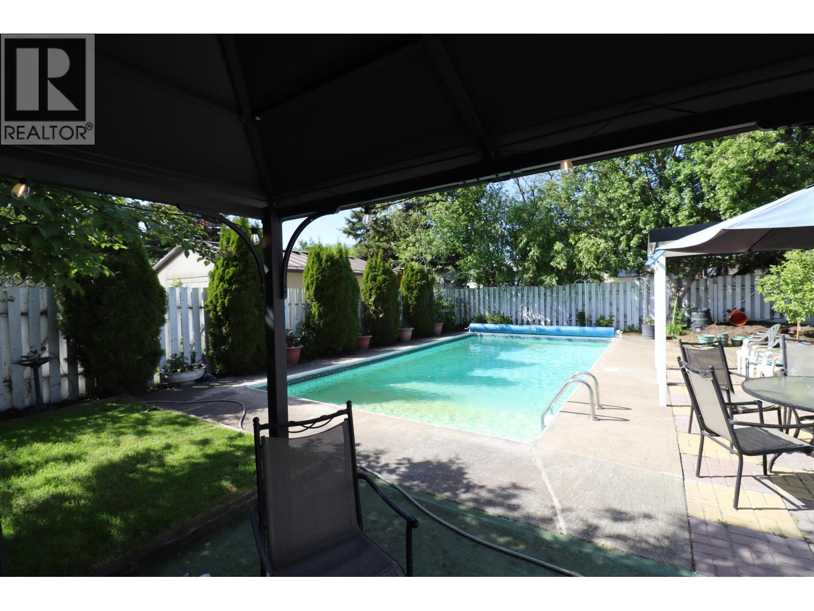 132 Mckenzie Avenue, Prince George, British Columbia  V2L 4N4 - Photo 30 - R3132697
