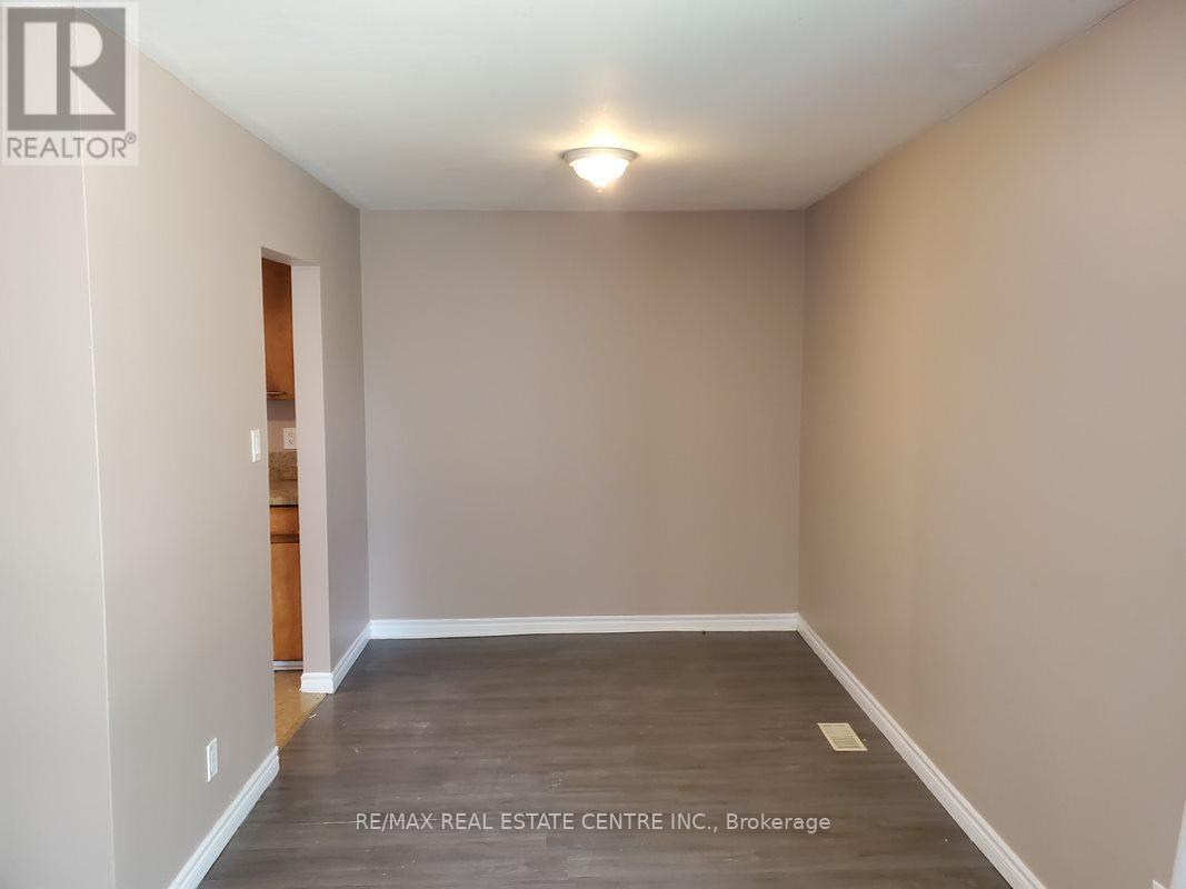 Main - 63 Mcmurchy Avenue S, Brampton, Ontario  L6Y 1Y7 - Photo 8 - W13245782