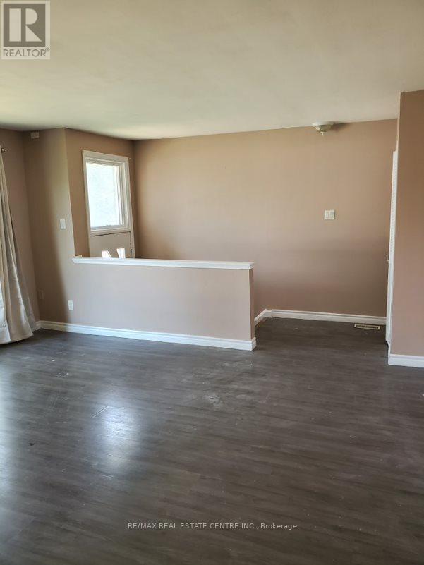 Main - 63 Mcmurchy Avenue S, Brampton, Ontario  L6Y 1Y7 - Photo 3 - W13245782