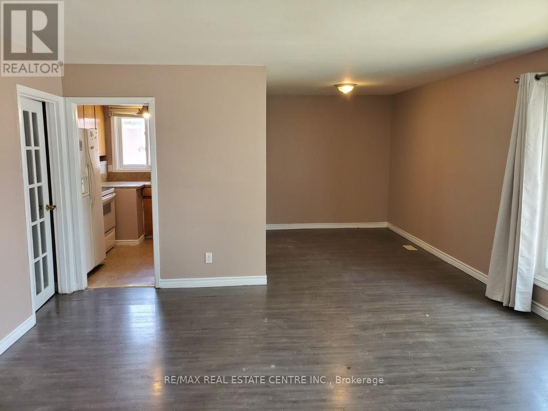 Main - 63 Mcmurchy Avenue S, Brampton, Ontario  L6Y 1Y7 - Photo 7 - W13245782