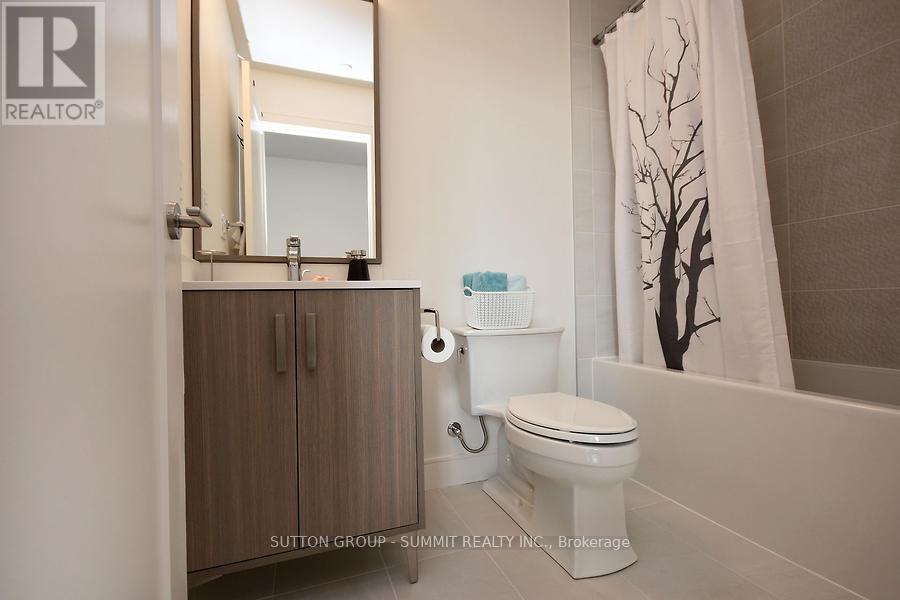 428 - 1575 Lakeshore Road W, Mississauga, Ontario  L5J 1J4 - Photo 9 - W13248512