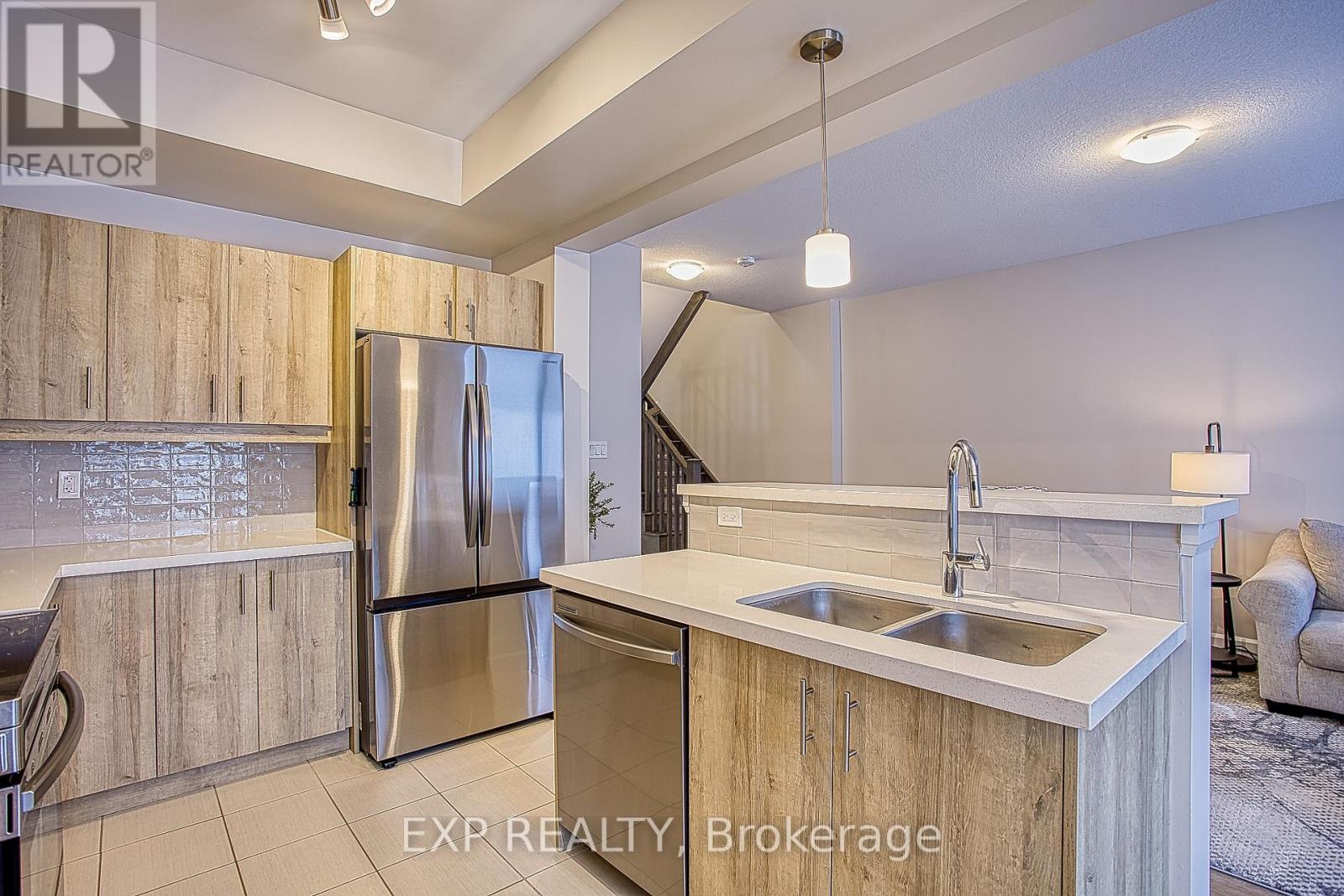 39 Bensley Lane, Hamilton, Ontario  L9C 0E9 - Photo 12 - X13248228