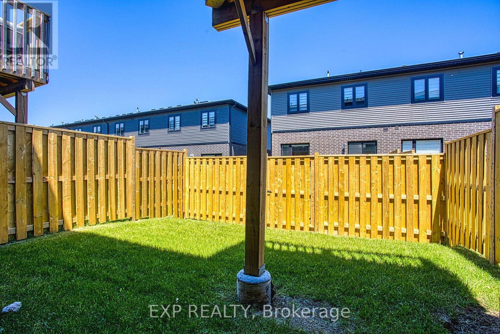 39 Bensley Lane, Hamilton, Ontario  L9C 0E9 - Photo 31 - X13248228