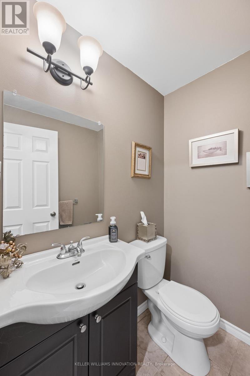 8 - 236 Kingswood Drive, Kitchener, Ontario  N2E 2K2 - Photo 29 - X13248426