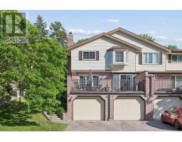 8 - 236 KINGSWOOD DRIVE, Kitchener, Ontario