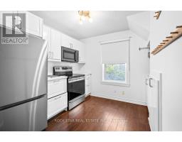 UPPER - 15 MELROSE AVENUE N, Hamilton, Ontario