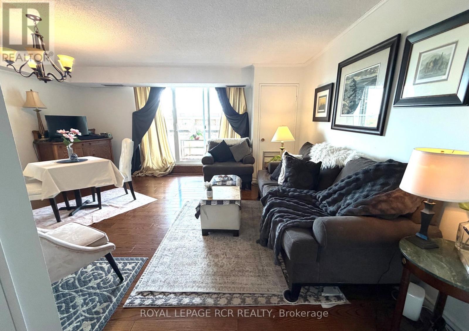 1011 - 40 William Roe Boulevard, Newmarket, Ontario  L3Y 5N7 - Photo 7 - N13247410