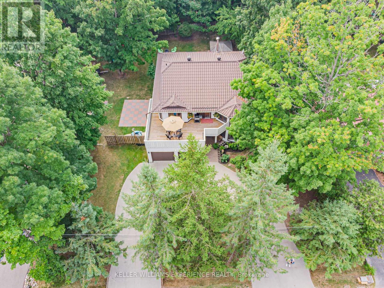 2030 Lilac Drive, Innisfil, Ontario  L9S 1Y9 - Photo 2 - N13248144