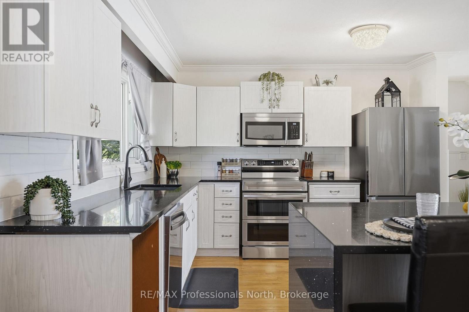 155 Hunters Bay Drive, Huntsville, Ontario  P1H 1M9 - Photo 8 - X13248684