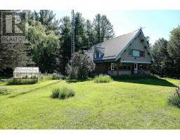 11 CROOKSTON ROAD, Centre Hastings, Ontario