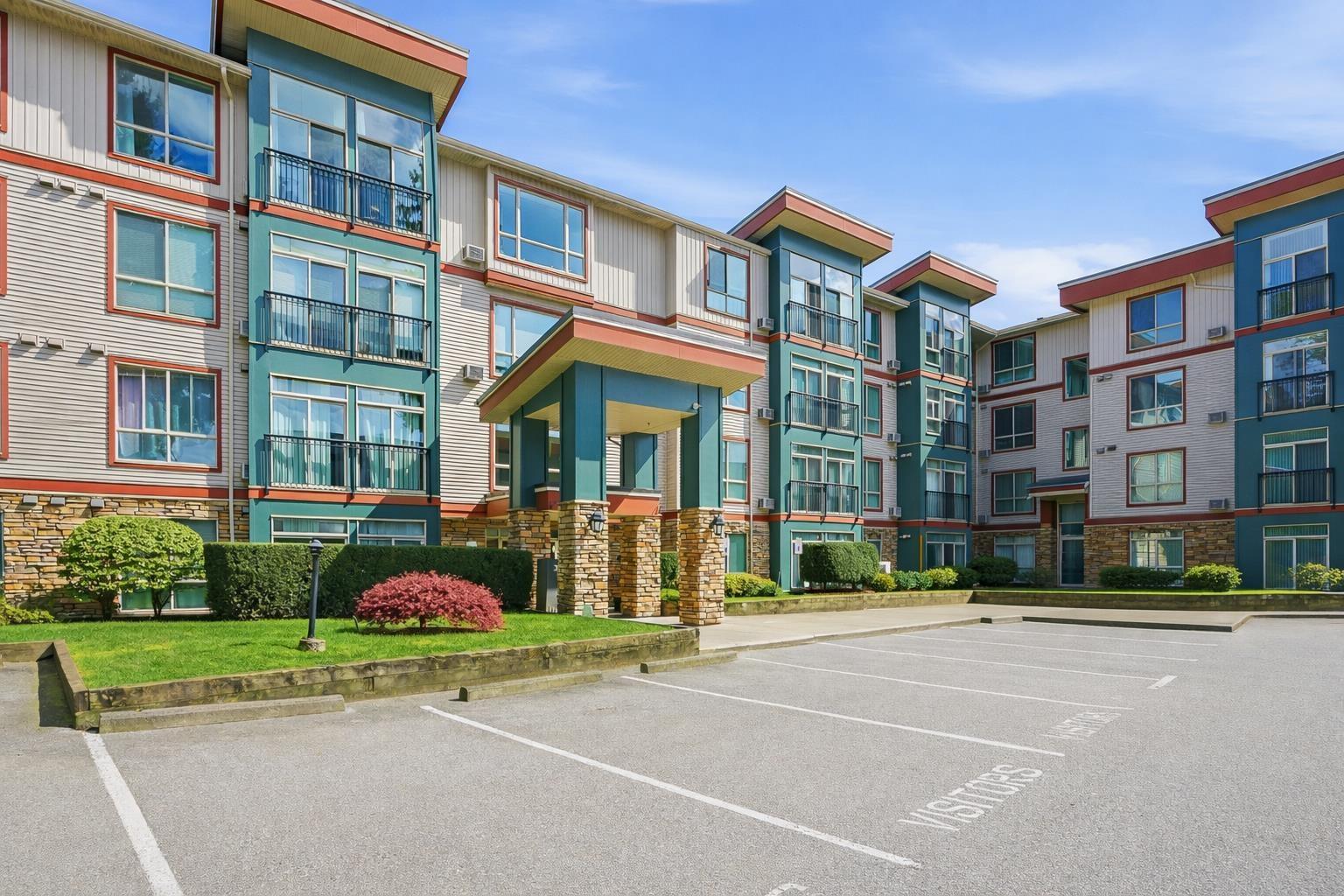 202 33485 SOUTH FRASER WAY