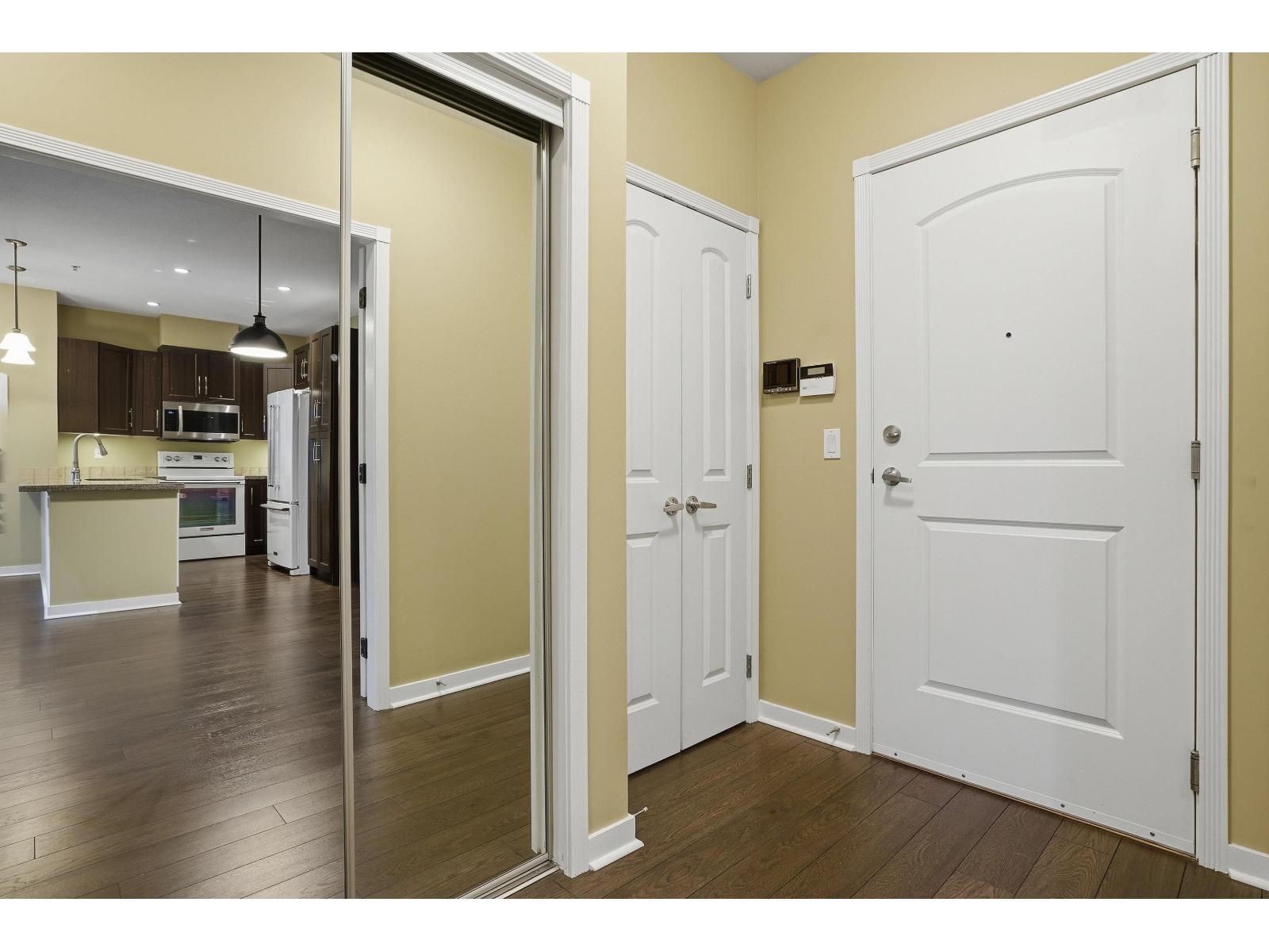 202 33485 South Fraser Way, Abbotsford, British Columbia  V2S 8P9 - Photo 6 - R3132689