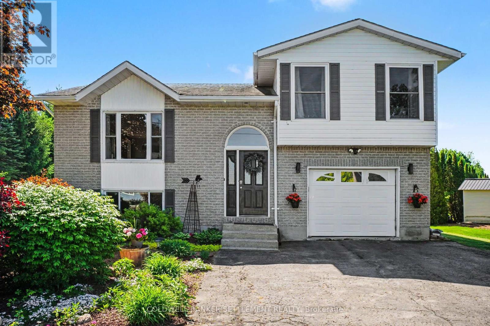12 CORNELL CRESCENT, Elizabethtown-Kitley, Ontario