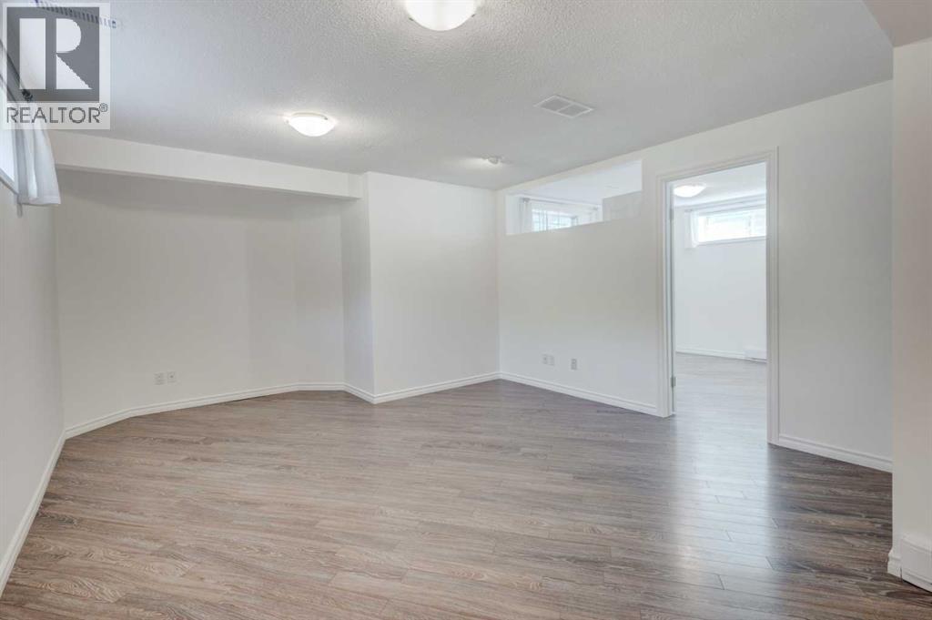 74 Douglasview Circle Se, Calgary, Alberta  T2Z 2P4 - Photo 26 - A2318297