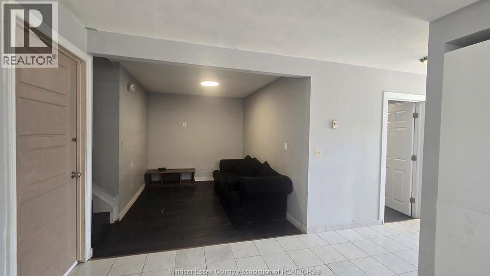 1018 California Avenue Unit# Main, Windsor, Ontario  N9B 2Z7 - Photo 8 - 26013290