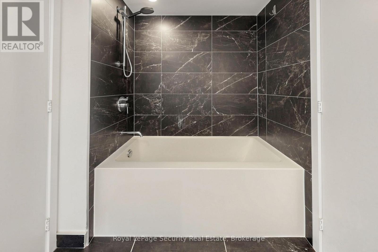 910 - 161 Roehampton Avenue, Toronto, Ontario  M4P 0C8 - Photo 12 - C13248540